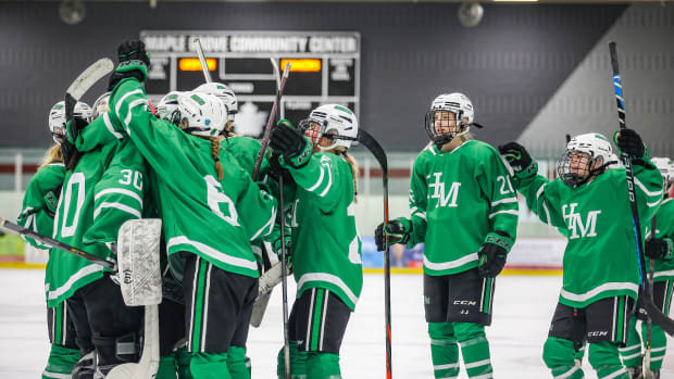 Hill-Murray vs Maple Grove girls Feb4 Jon Namyst76